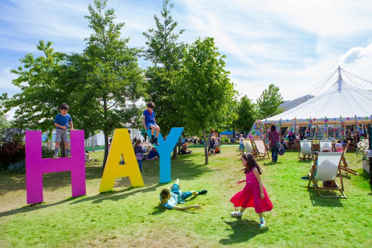 Hotel Festival Yurts Hay-On-Wye Zewnętrze zdjęcie